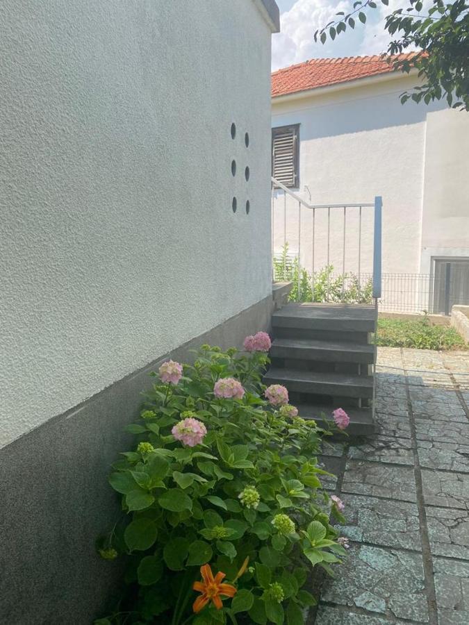 Ferienwohnung Domuskova Podstrana Exterior foto
